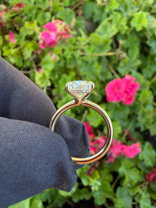 IGI lab diamond oval 14k gold ring